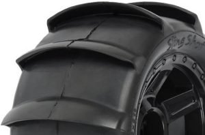 Reifen - Monster Truck - montiert - 1/2" Offset Schwarz Desperado Felgen - 17mm Hex - Sling Shot 3.8" (2 Stk.)