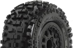 Reifen - 1/10 Short Course - 2.2"/3.0" - montiert - Renegade Schwarz Felgen - Badlands SC M2 (medium) (2 Stk.) - Traxxas Slash hinten / Slash 4x4 V/H & HPI Blitz V/H