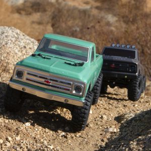 AXIAL® SCX24™ 1967 CHEVROLET C10 TRUCK 1/24 SCALE RTR Grün – Bild 4
